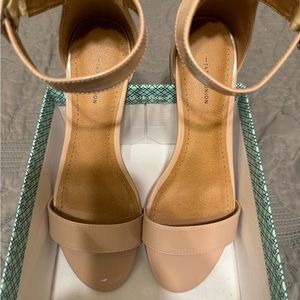 SUSINA low heel ankle buckle flat